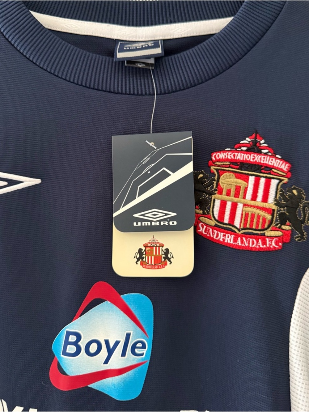 Umbro Sunderland AFC Crewneck Navy Soccer Football Training Top NWT Size M - Picture 3 of 4
